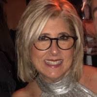 Deborah Miley's Instagram, Twitter & Facebook