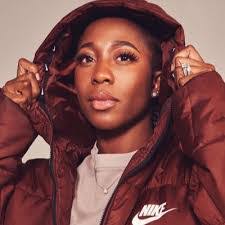 Kaye Mcleod's Instagram, Twitter & Facebook