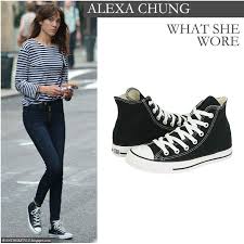 How To Wear High Top Converse With Skinny Jeans What She Wore Alexa Chung In Black Canvas High Top Converse Sneakers In New York On August 10 I Want Her Style Alexa Chung Alexa Chung Style Black Canvas
