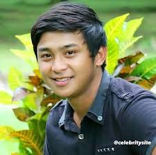 Real life brothers Coco Martin and his younger brother