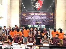 Dibongkar Bareskrim, Bling2 Aplikasi Streaming Video Syur Raup Untung  Miliaran - Indozone Tech
