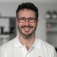 800+ "Húska" profiles