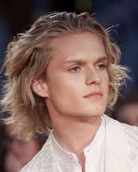 Ok, pero, Tom Glynn Carney 😍