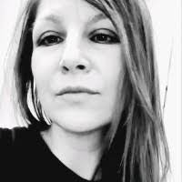 Joanna Laguna's Instagram, Twitter & Facebook