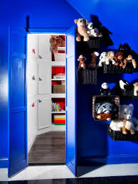 When they wake, when and what they eat, what they will wear, when they will do chores or play, and finally, what time they go to bed each evening. Toy Closet Organizing Ideas Hgtv