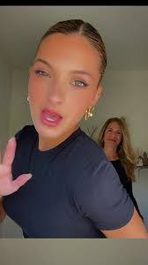 Hilary Rivera's Instagram, Twitter & Facebook