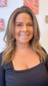 Opening up Taurus Season with one of the sweetest & realest, Kayla  @kayla_mccord. Freshened up her color to bring that sunkissed glow. ✨Styled  with @mrsmithhair Foundation & Mousse. #hairbymarianha