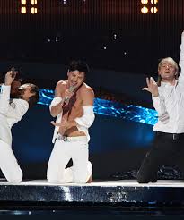 В 2006 году с песней «never let you go», заняв второе место, и в 2008 году с песней «believe», заняв . Dima Bilan Vyigral Dlya Rossii Evrovidenie