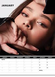 Hailee Steinfeld (Marvel) A3 Spiral Bound Calendar 2025 : Amazon.com.be:  Office Products