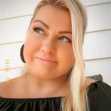 I am really wanting to visit Jamaica next year. I will be travelling by  myself as a single female. I have read it's unsafe to do so however, I  would like to