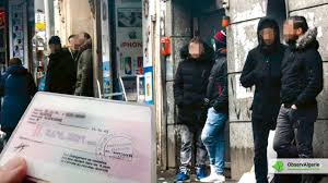 Check spelling or type a new query. Regularisation De Tous Les Sans Papiers En France Une Nouvelle Action Prevue