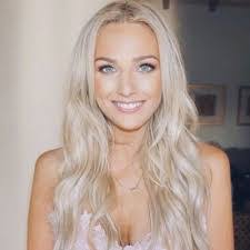 Kellie Vazquez's Instagram, Twitter & Facebook