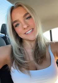 bailey joy (@baileyyglenn)