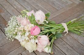 Check out our vintage wedding bouquets selection for the very best in unique or custom, handmade pieces from our shops. White Pink And Green Wedding Bouquet Bouquet Recipe