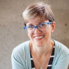 Justine Lines (@ozmaofoz)