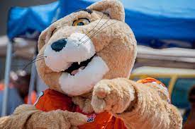 British columbia is a land of diversity and contrast within small areas. Leo The Lion Bc Lions Mascot Mascot Leo Lion Lions