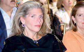 Ninfa López Clariond realizó la presentación de su libro