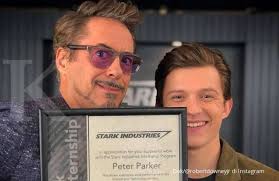 The above video with actor robert downey jr. Robert Downey Jr Puji Film Terbaru Tom Holland Arahan Sutradara Avengers Endgame