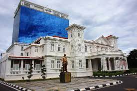Tips and articles that would assist you in joining malaysia universities and colleges. Wawasan Open University Wikipedia