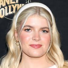 Angelina, Sean and Mary win HELLO! online polls