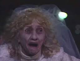 Ruth Romcy, eterna atriz de pegadinhas do Silvio Santos, ganhou 1 milhão de  reais para fazer a famosa pegadinha da viúva morta no cemitério. O valor  astronômico deu-se porque Silvio Santos achou