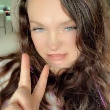 Paige Leslie (@PaigeLeslieee) • Facebook