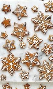 Pin By Julika Jenkins On Lebkuchenherzen Gingerbread Cookies Decorated Christmas Cookies Decorated Christmas Biscuits