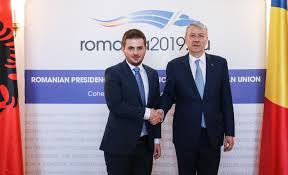 Update 16:30 ministrul delegat pentru afaceri europene, victor negrescu, a precizat, pentru agerpres, că îşi rezervă dreptul să îşi exprime punctele de vedere din respect pentru colegii mei şi pentru responsabilităţile pe care le am atât la nivel european, cât şi la nivel naţional, pe care le tratez. Intrevederea Ministrului Delegat Pentru Afaceri Europene George Ciamba Cu Ministrul In ExerciÈ›iu Pentru Europa È™i Afaceri Externe Al Republicii Albania Gent Cakaj PreÈ™edinÈ›ia Romaniei La Consiliul Uniunii Europene