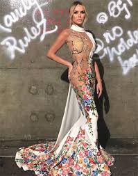 Welcome to amanda's official facebook page! Amanda Holden Dazzles In Risque Floral Gown On Britain S Got Talent Hello