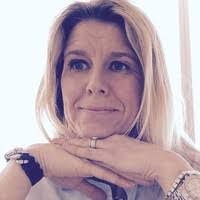 Arlene Lambert's Instagram, Twitter & Facebook