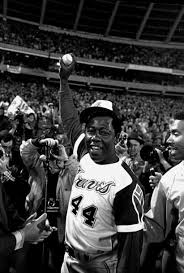 Images: Remembering baseball legend Hank Aaron
