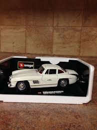 Bburago 1954 Mercedes Benz 300 Sl Die Cast Collectible Car 1 18 Scale Bburago Mercedes Mercedes Benz 300 Mercedes Benz Diecast Cars