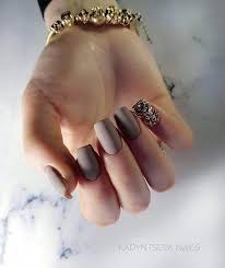 Automatically generate an anime character with your customization. Diseno De Unas En Color Mate Con Detalle De Pedreria Increibleycierto Black Acrylic Nails Makeup Nails Gelish Nails