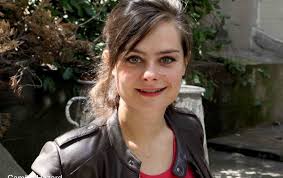 THÉÂTRE // Une bouteille à la mer d'après le roman de Valérie Zenatti