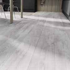 Howdens Professional Click Fit White Wash Oak Vinyl Flooring Luxury Vinyl Flooring Vinyl Flooring White Washed Oak