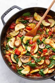 Vegetable Spaghetti Is A Simple Mix Of Zucchini Mushrooms Spinach And Tomatoes Tossed Toget Healthy Pasta Dishes Vegetable Spaghetti Vegetarian Vegan Recipes