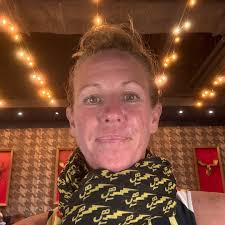 When Cali is at the studio, she's always playing in little fitting room  area—so I asked my family to help me transform one of the rooms into a mini  girl cave just