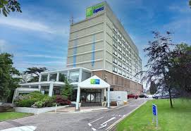 At holiday inn express edinburgh royal mile, guests have access to free wifi. Book Holiday Inn Express Edinburgh City West In Edinburgh Online Booking 24 7 Service Happy Holidays