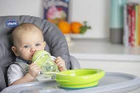 Molti neonati continueranno ancora un po' a preferire il piatto unico, in cui dovranno naturalmente confluire tutti i nutrienti necessari: Alimentazione Dei Bambini Da 0 A 12 Mesi Mamma Felice