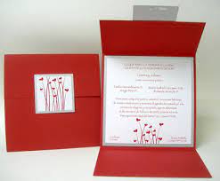 Para hacer invitaciones de boda necesitas un muestrario de tarjetas de papel y sobres compatibles, fuente para boda, programa para procesar textos o publicaciones y una impresora. Invitaciones De 15 Anos Faciles De Hacer Invitaciones De Boda Sencillas Invitaciones De Boda Bodas Sencillas