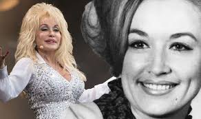Dolly rebecca parton was born on january 19, 1946 in pittman center, tennessee to avie lee parton, a housewife & robert lee parton, a dolly parton. Dolly Parton Age How Old Was Dolly Parton When She Made Her First Song Music Entertainment Express Co Uk