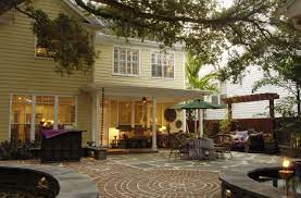 Shop patio dining sets, chairs, tables & more! Patio Tampa Fl Photo Gallery Landscaping Network