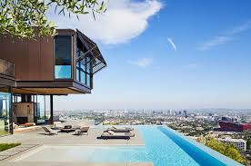 Go Inside The High Style L A Party House Kipp Nelson Calls Home Hollywood Homes Hollywood Hills Homes Hollywood Hills