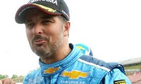 Yvan Muller closes gap