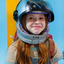 Bastidores do set de Tripulação Solo. Que felicidade viver tudo isso ao  lado de pessoas tão incríveis. @gabrielsfontes e @sutonani vocês são  demais! Obrigada por acreditarem e confiarem em mim, foi muito