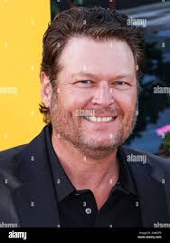 Blake shelton red carpet event hi-res stock photography and images