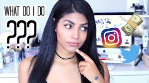 A Day in the Life of Lucky Magazine's Social Media Guru Virginia Nam