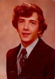 Darrell Ash's Instagram, Twitter & Facebook