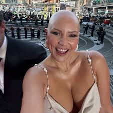 Anna reeve (@anna_reeve_)