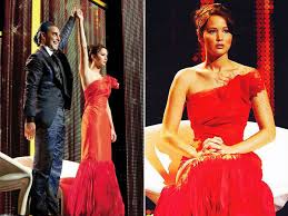Avant premiere hunger games 3. The Hunger Games Costume Fail Victor S Village